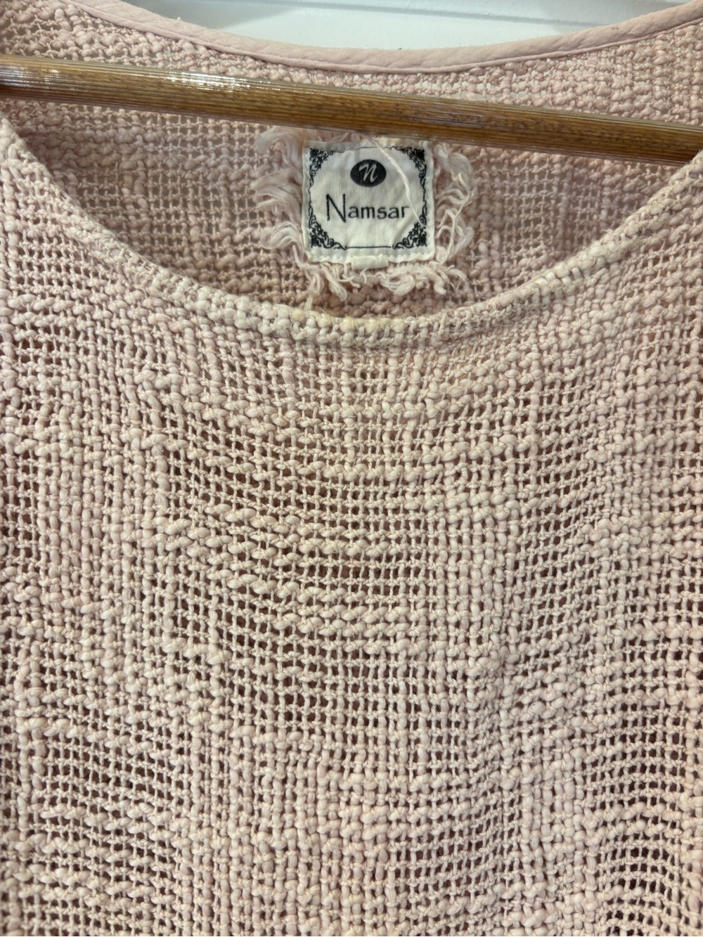 Namsar pink open weave top size small
